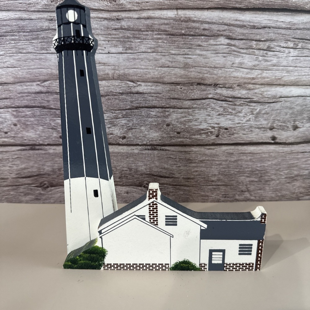 Tybee Island Lighthouse Shelia 1990 USA Wood Shelf Sitter Beach Decor Nautical